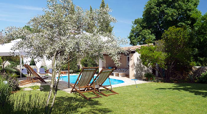Lovely garden with swimming pool | Villas In Croatia 